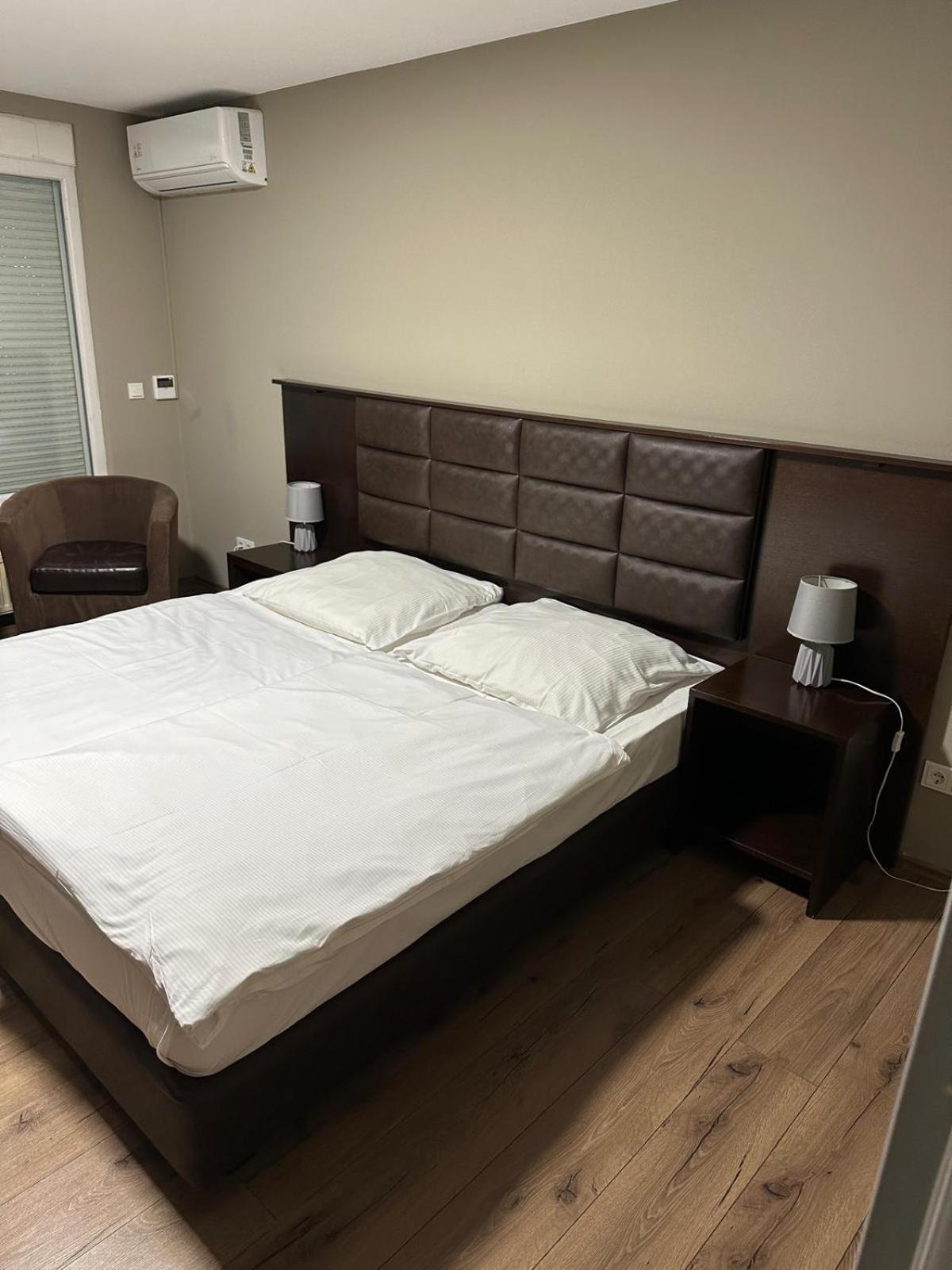 Privatunterkunft Main Appartments Frankfurt Airport Kelsterbach